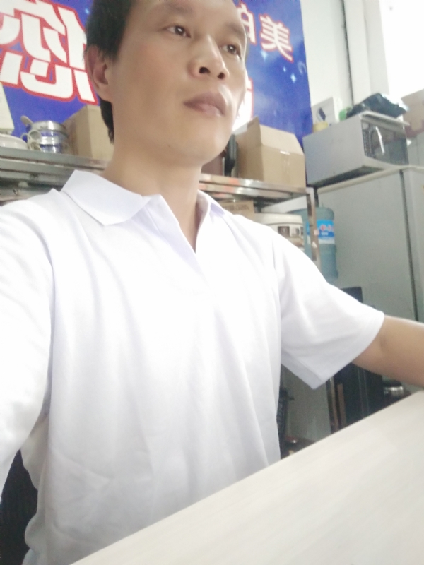 深蓝色的海的第一张照片--建瓯中老年相亲网