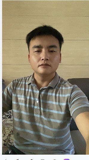 走在红毯那一天的第一张照片--建瓯中老年相亲网